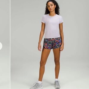 lululemon athletica Women's Flowerscope Black Multi Shorts